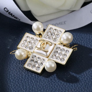CHANEL Aureline Pearl Cross Emblem Brooch
